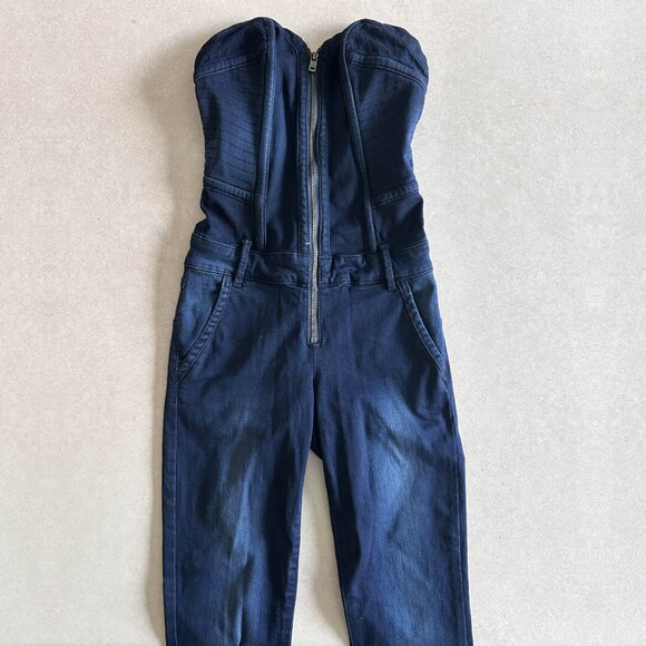 Guess Moto Strapless Front Zip Denim Jumpsuit ASO Isabelle Lightwood - Picture 7 of 11